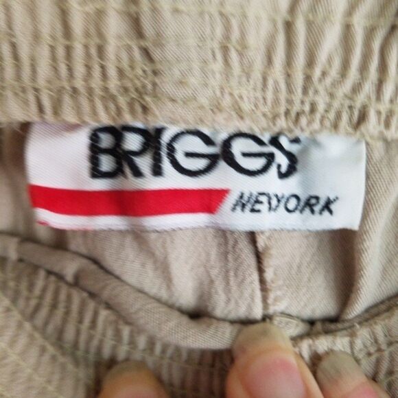 Briggs New York Tan Slacks Size Medium - Picture 3 of 5